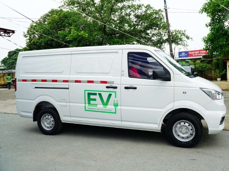 486992541-965160319155665-8118640507413874340-n-edited Xu Hướng Phát Triển Xe Điện Trong Ngành Vận Tải Việt Nam