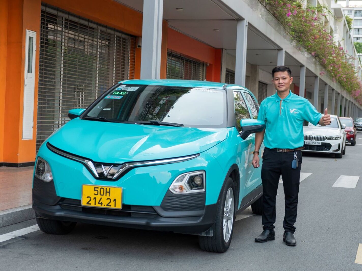 VF5-1-edited Hướng Dẫn Tăng Thu Nhập Khi Chạy Taxi Công Nghệ Với Sự Hỗ Trợ Từ Hợp Tác Xã