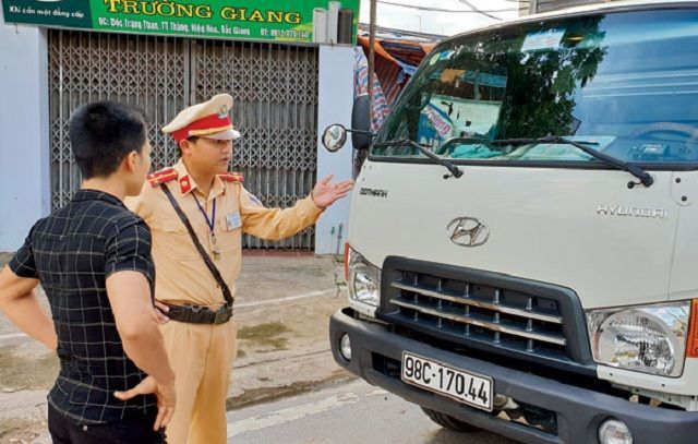 20210712_KrsGa5qXJRagwRwacgYUSbfj Kiểm tra phù hiệu xe ngay – An tâm lăn bánh mỗi ngày