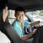 Nên chạy taxi công nghệ toàn thời gian hay bán thời gian?
